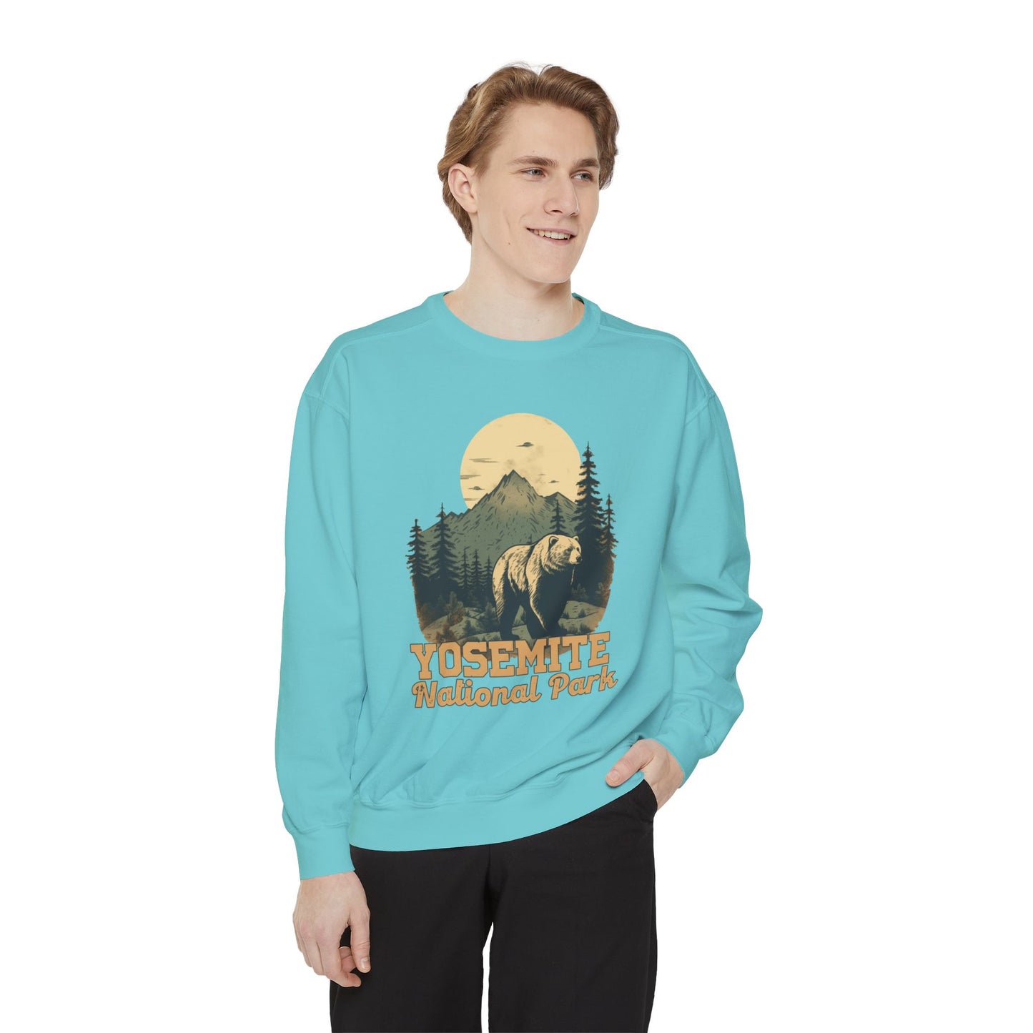 yosemite national park ,Unisex Garment-Dyed Sweatshirt